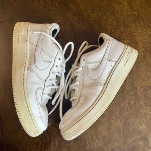 NIKE White Air Force 1